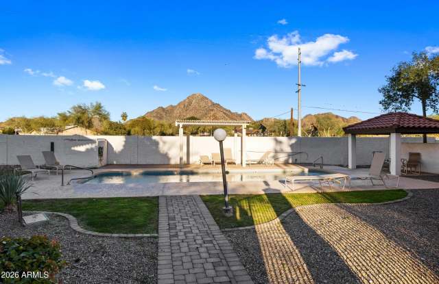 1920 E MARYLAND Avenue unit: 31 photos photos