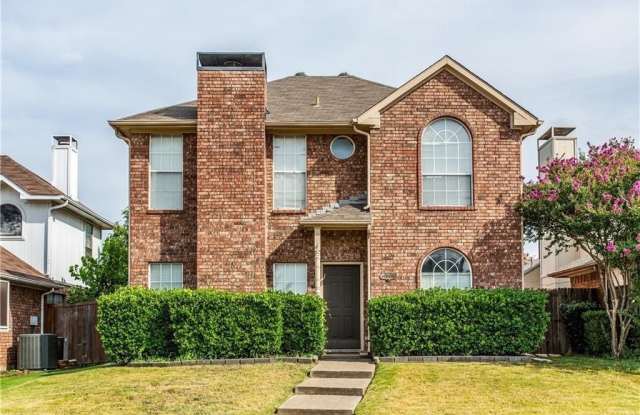 807 Burr Oak Drive Gallery 1
