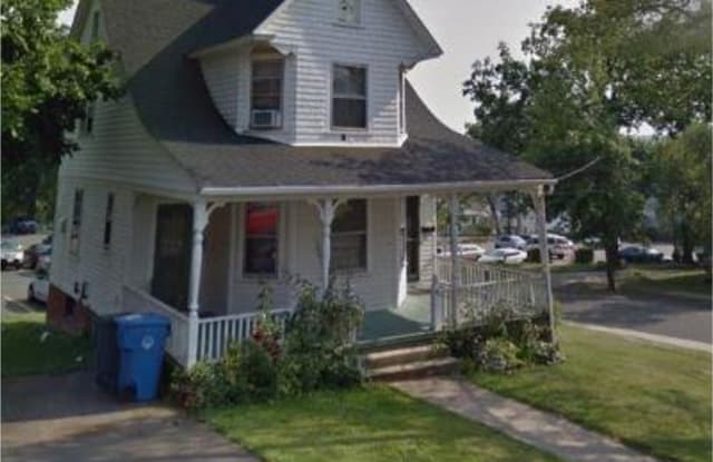 40 Highland Street - 40 Highland Street, New Britain, CT 06052