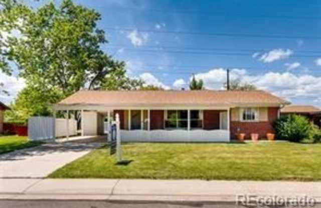 81 S Eaton Court - 81 South Eaton Court, Lakewood, CO 80226