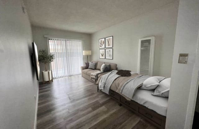 4316 Berryman Ave - 4316 Berryman Avenue, Los Angeles, CA 90066