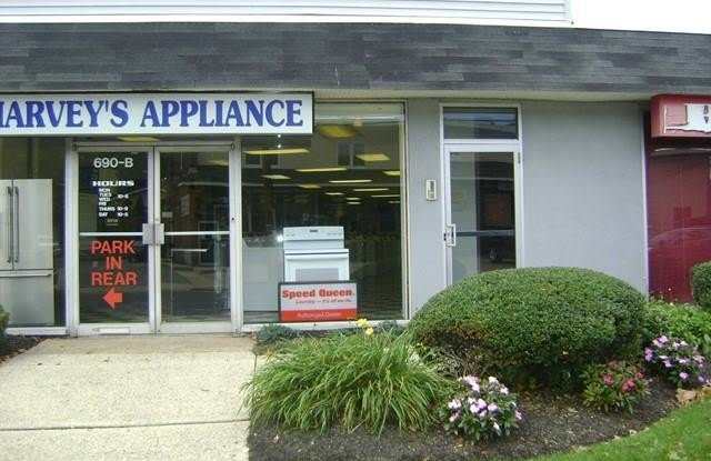 690 River Road H photos photos