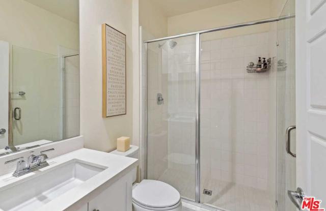 19502 CARDIN Place Gallery 4