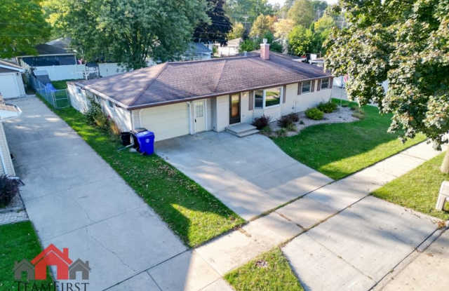 2401 S Walden Avenue photos photos