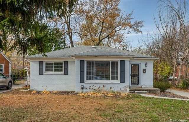 3221 shenandoah Drive photos photos