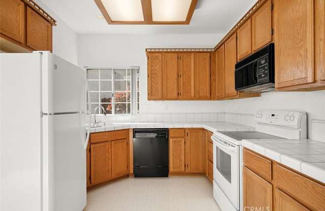 1085 Marina Dr Gallery 4