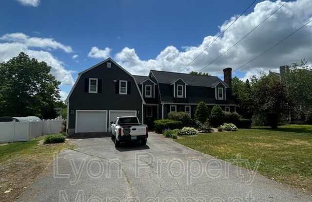 212 Tiffany St photos photos
