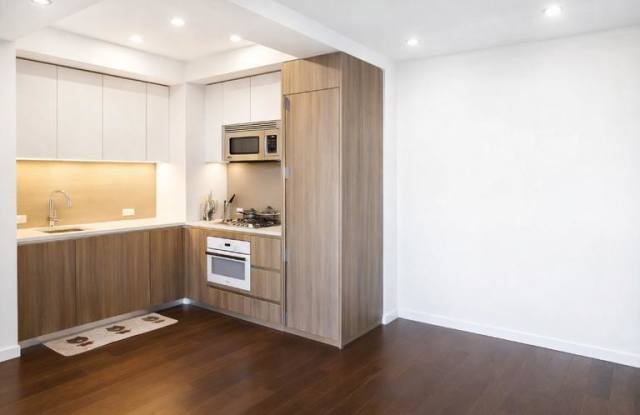 591 Third Avenue - 591 3rd Avenue, New York City, NY 10016