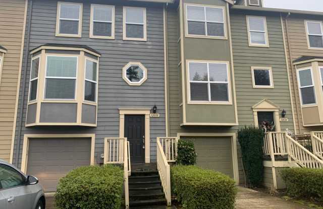 Remodeled Beautiful Progress Ridge Town home! 2 Bedrooms 2 Baths, 1628 Sq. Ft. photos photos