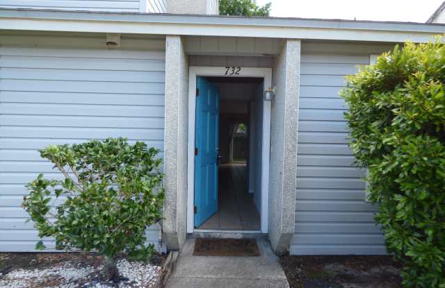 732 AQUATIC DR Gallery 2