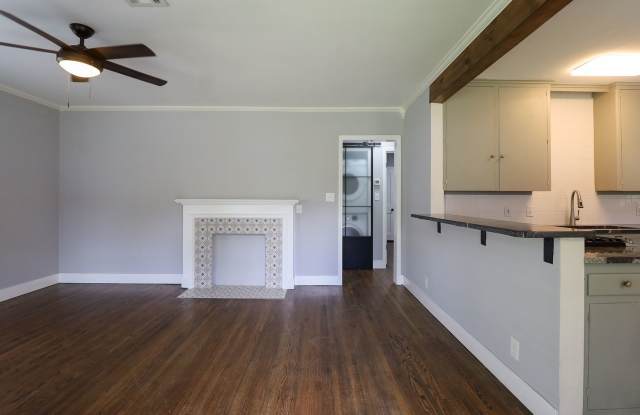 3 Bed | 1 Bath | Mid Town | $1400 Gallery 4