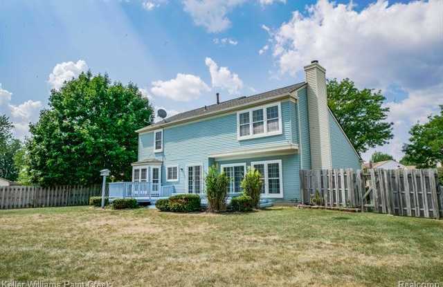 35616 Eastmont Drive Gallery 4