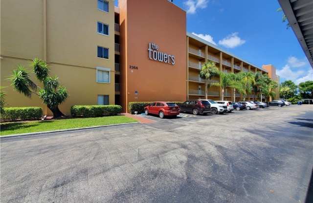 2366 E Mall Drive unit: 421 photos photos