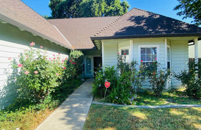 9309 Newington Way Gallery 2