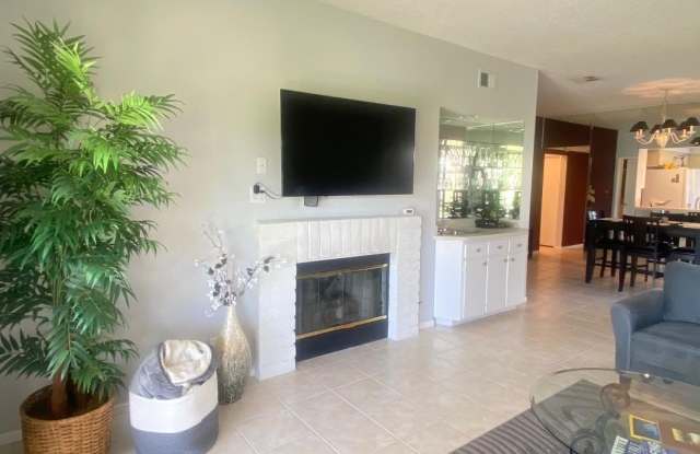 413 Desert Falls Drive N Gallery 3