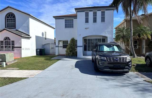 16215 SW 139th Ct photos photos