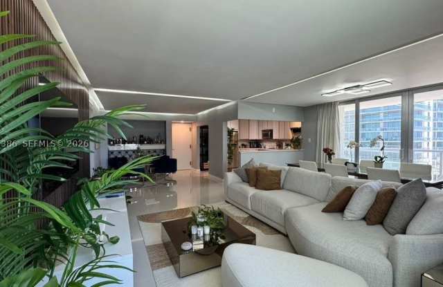 5750 Collins Ave Gallery 1
