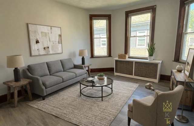 122 Aldrich St. Gallery 1