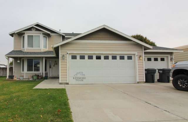 4613 Moline Ln - 4613 Moline Lane, Pasco, WA 99301