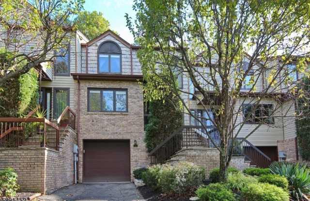 32 Averell Dr - 32 Averell Drive, Parsippany-Troy Hills, NJ 07950