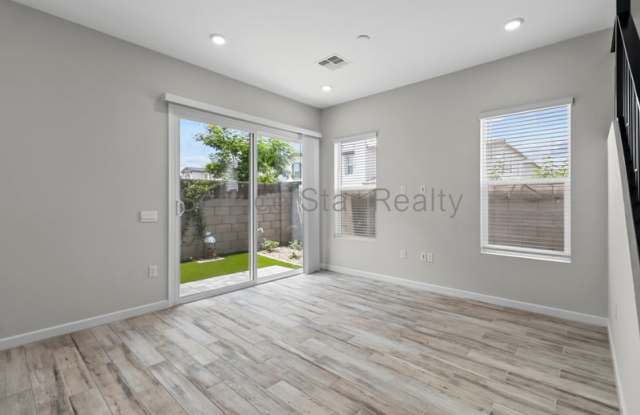 17144 N 50th Pl Gallery 4