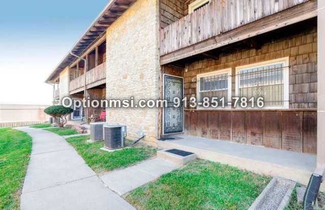 1223 North 76th Terrace Gallery 1