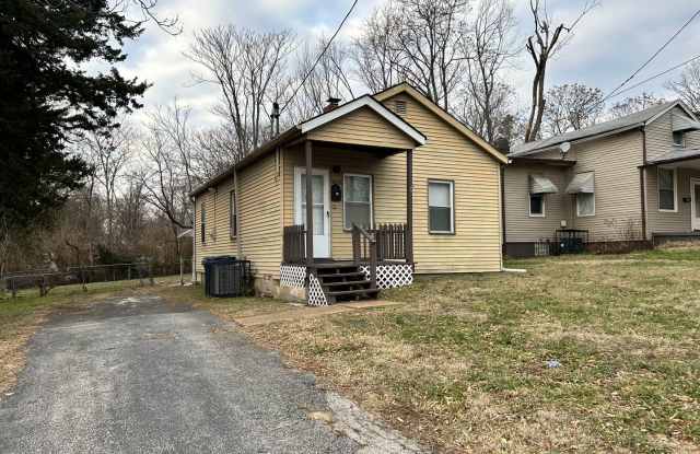 5439 Hodiamont | 2BR 1 BA - 5439 Hodiamont Avenue, Jennings, MO 63136