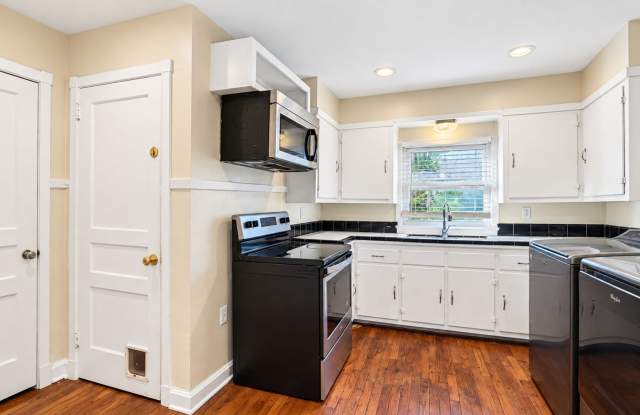 975-977 Rittiner Drive Gallery 4