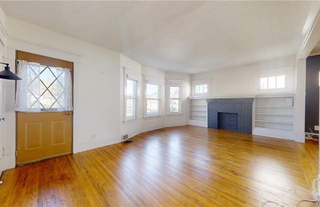 237 N Park Avenue Gallery 2