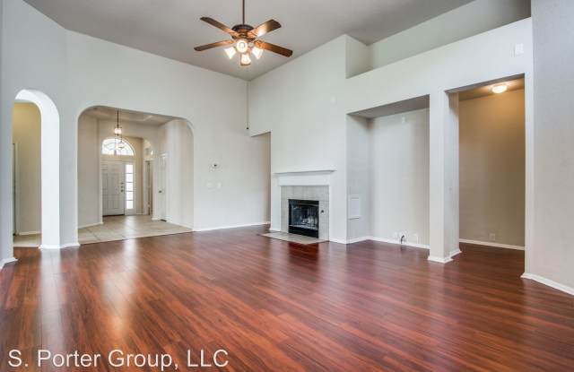 10015 Ramblin River Road 1 Gallery 3