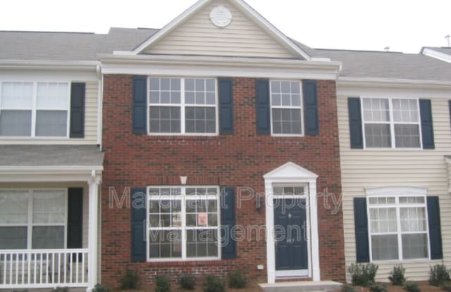 447 Twist Circle - 447 Twist Circle, Mauldin, SC 29662