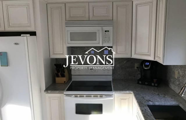 23215 113th Place SE - 23215 113th Place Southeast, Kent, WA 98031