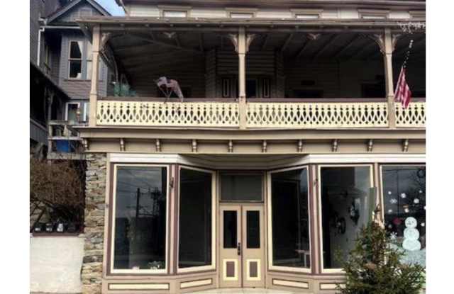215 MAIN Street unit: 900 photos photos