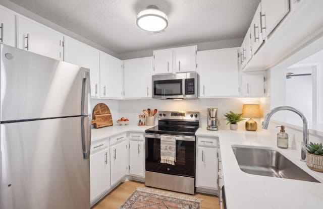 Cambridge Park Apartments Gallery 1