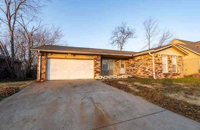 3 Bed | 1.5 Bath in East Tulsa! Gallery 3