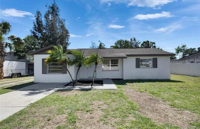 564 FLORIDA CIRCLE S - 564 Florida Circle South, Apollo Beach, FL 33572