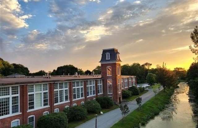 40 web Avenue unit: 112 photos photos