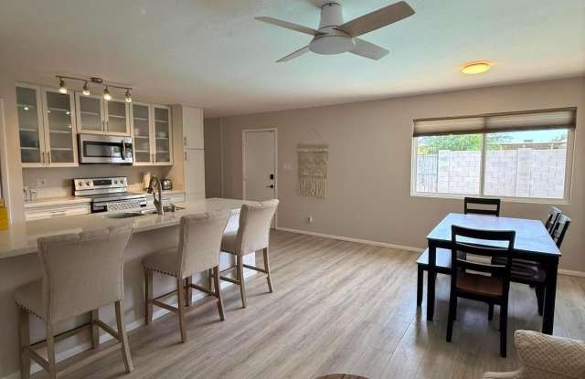 6213 E Earll Drive photos photos