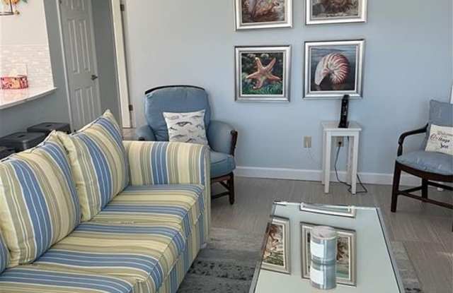 671 100th Ave N lot: 8 Gallery 4