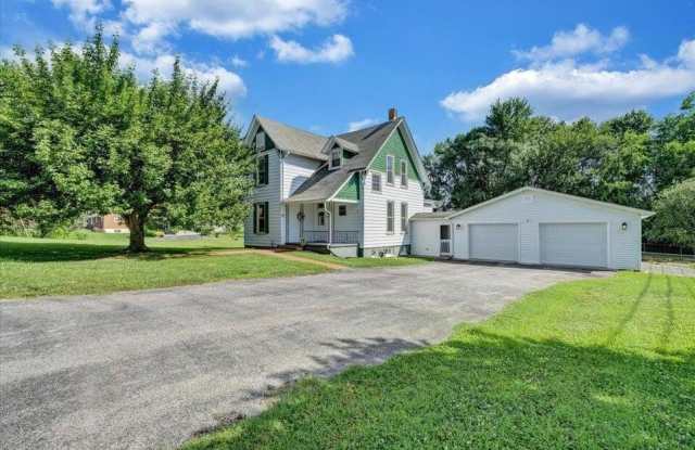 1341 Turner ST photos photos