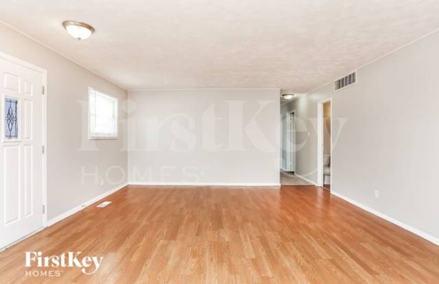 176 Fairwood Drive Gallery 4