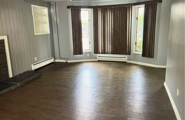 2341 Monroe Avenue Gallery 2