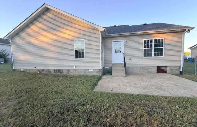 Great home in a well established neighborhood. Gallery 3