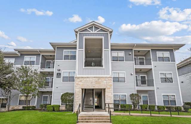 Frontier East Apartments - Affordable Housing Gallery 2