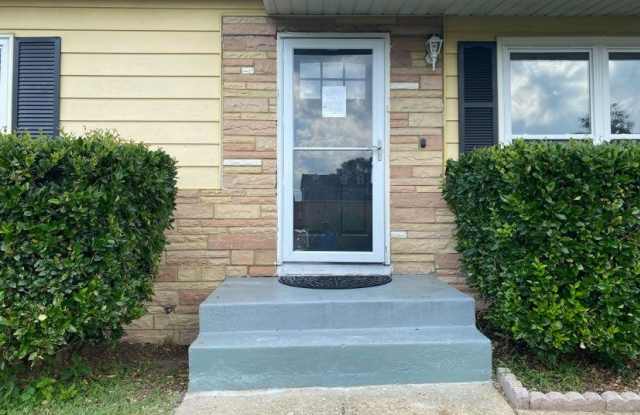 1717 N CAMERON STREET Gallery 2