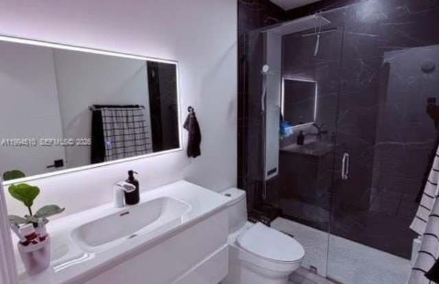 12840 SW 43rd Dr photos photos