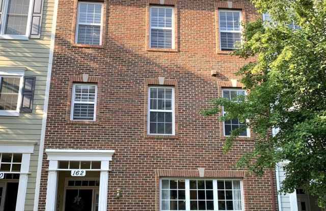 162 CHEVY CHASE STREET photos photos