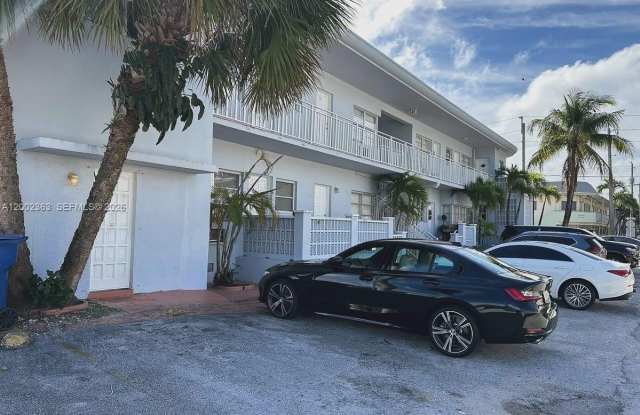 8545 Harding Ave photos photos