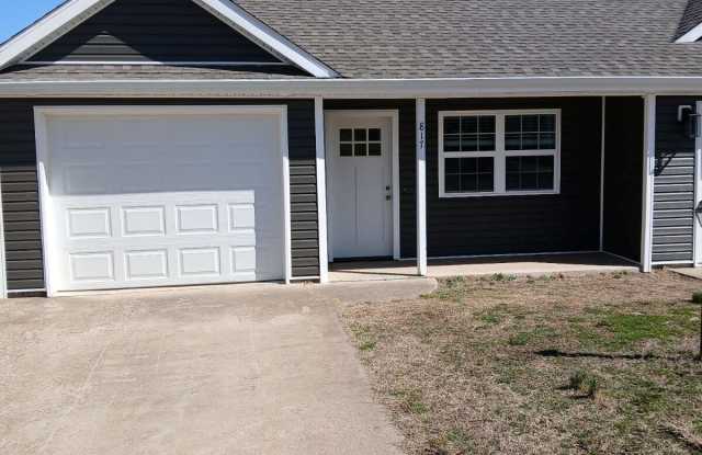 803 Greenwood Drive photos photos