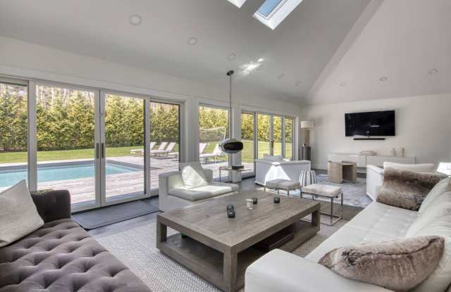 15 Bob White Drive Gallery 4
